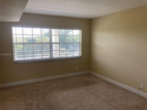 805 Cypress Blvd 504, Pompano Beach FL 33069