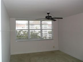 805 Cypress Blvd 504, Pompano Beach FL 33069