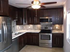 805 Cypress Blvd 504, Pompano Beach FL 33069