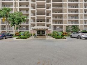 3150 N Palm Aire Dr 501, Pompano Beach FL 33069