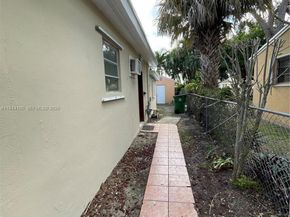 6614 SW 20th St, Miramar FL 33023