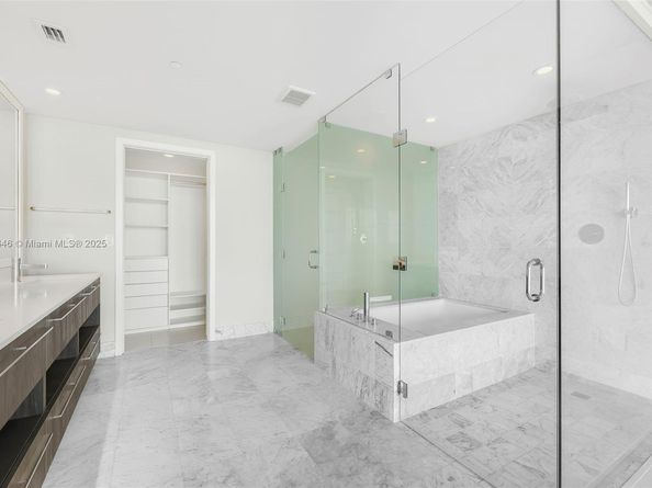 3131 NE 7th Ave 3402, Miami FL 33137