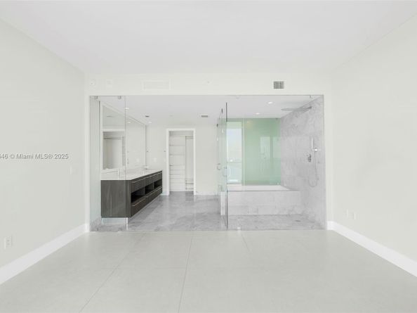 3131 NE 7th Ave 3402, Miami FL 33137