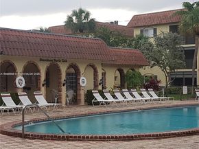 257 S Cypress Rd 438, Pompano Beach FL 33060