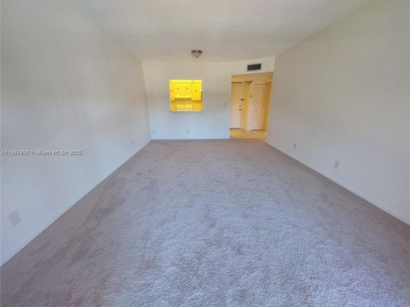 257 S Cypress Rd 438, Pompano Beach FL 33060