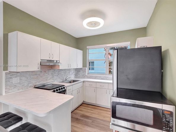 6881 Bay Dr 7, Miami Beach FL 33141