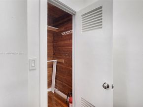 6881 Bay Dr 7, Miami Beach FL 33141
