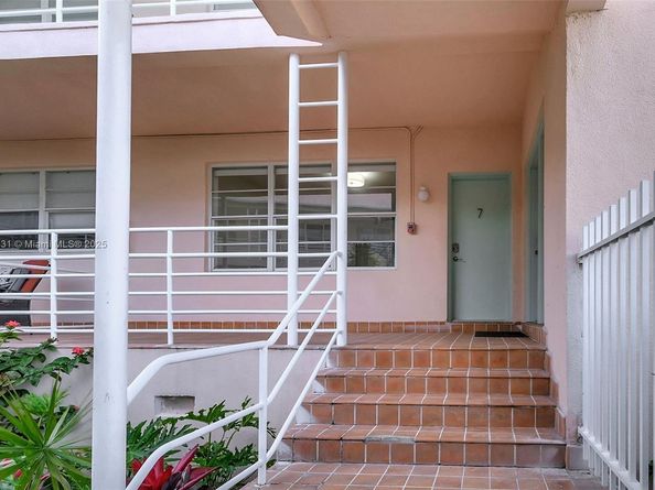6881 Bay Dr 7, Miami Beach FL 33141