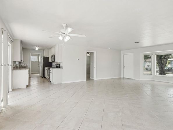 1700 SW 5th Ave, Pompano Beach FL 33060