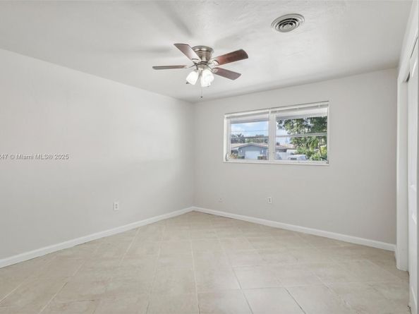 1700 SW 5th Ave, Pompano Beach FL 33060