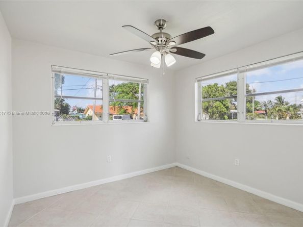 1700 SW 5th Ave, Pompano Beach FL 33060