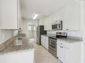 1700 SW 5th Ave, Pompano Beach FL 33060
