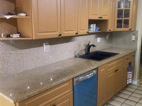 4802 Bayberry Ln, Tamarac FL 33319