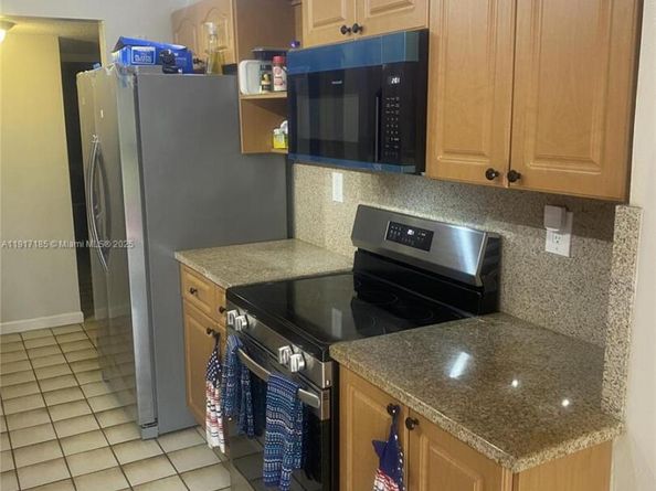 4802 Bayberry Ln, Tamarac FL 33319