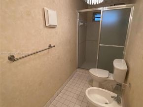 4802 Bayberry Ln, Tamarac FL 33319