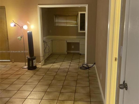 4802 Bayberry Ln, Tamarac FL 33319