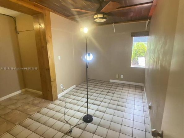 4802 Bayberry Ln, Tamarac FL 33319