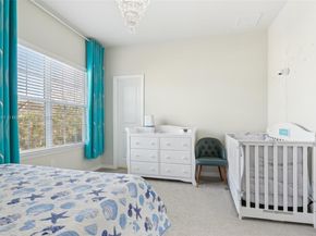 1402 Myrtle Oak Ter, Hollywood FL 33021