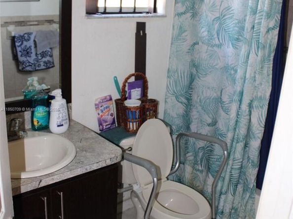 6040 NW 30th Ave, Miami FL 33142
