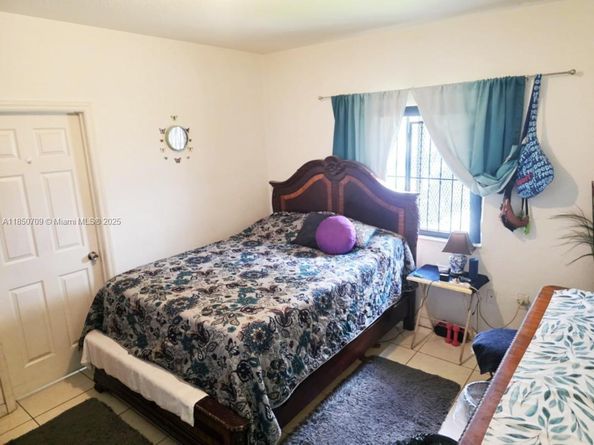 6040 NW 30th Ave, Miami FL 33142
