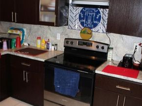 6040 NW 30th Ave, Miami FL 33142