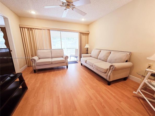 2703 Nassau Bnd C2, Coconut Creek FL 33066