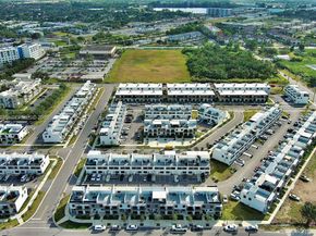 14571 SW 261st St, Homestead FL 33032