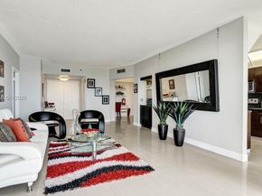 20281 E Country Club Dr 809, Aventura FL 33180