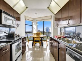 20281 E Country Club Dr 809, Aventura FL 33180