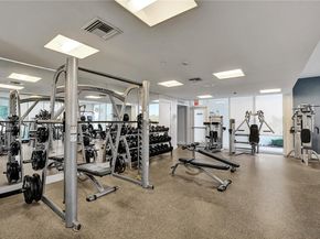 20281 E Country Club Dr 809, Aventura FL 33180