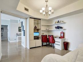 20281 E Country Club Dr 809, Aventura FL 33180