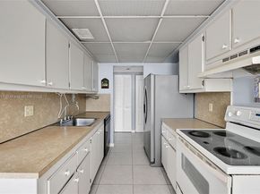 6190 Woodlands Blvd 302, Tamarac FL 33319