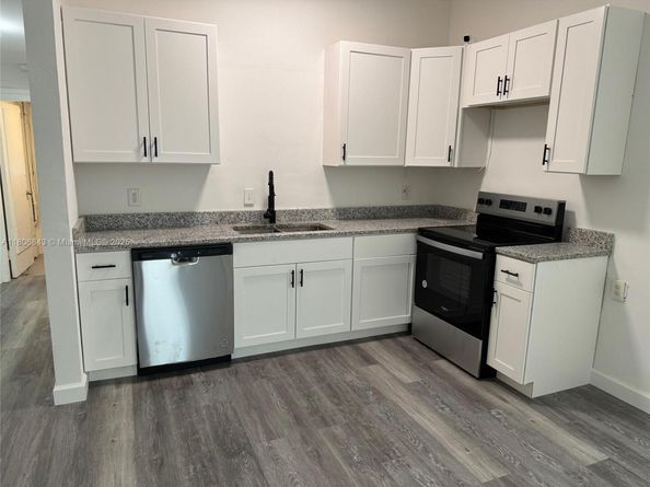 314 Anderson Rd, Lantana FL 33462