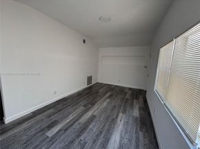 314 Anderson Rd, Lantana FL 33462