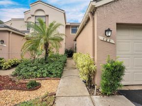123 NW 98th Ter, Plantation FL 33324
