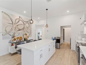 10925 SW 218th Ter, Miami FL 33170