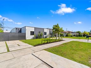 10925 SW 218th Ter, Miami FL 33170