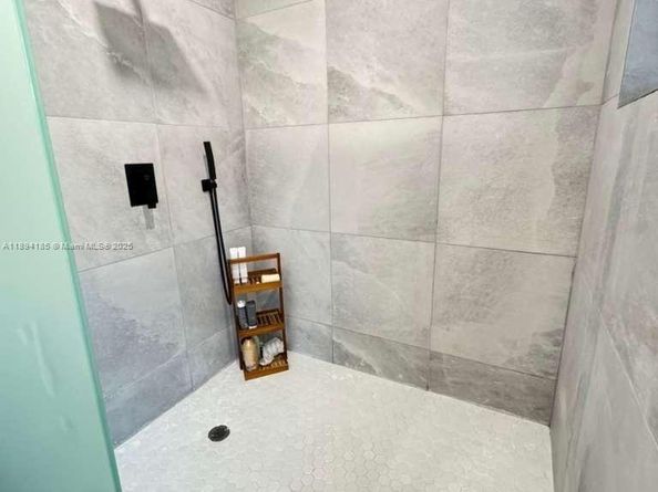 1854 SW 17th St, Miami FL 33145