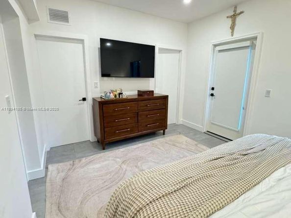 1854 SW 17th St, Miami FL 33145