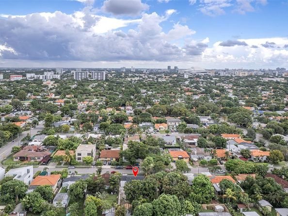 1854 SW 17th St, Miami FL 33145