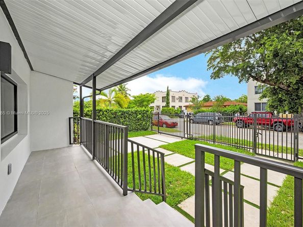 1854 SW 17th St, Miami FL 33145