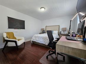 5570 SW 70th Pl S, Miami FL 33155