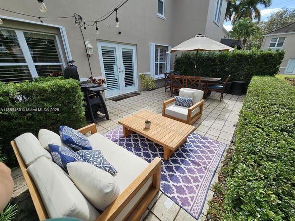 5570 SW 70th Pl S, Miami FL 33155