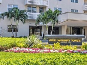 90 Edgewater Dr 505, Coral Gables FL 33133