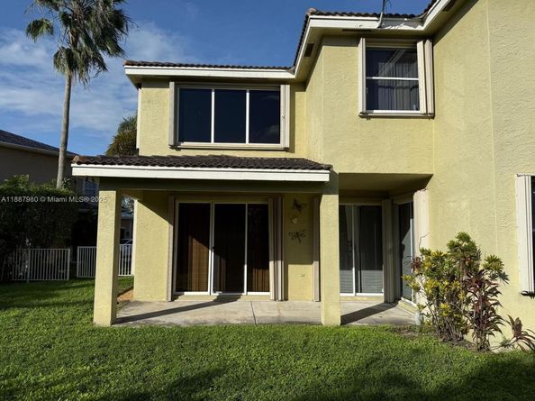 1942 SW 156th Ave, Miramar FL 33027