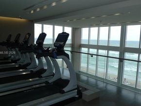 1830 S Ocean Dr 1705, Hallandale Beach FL 33009