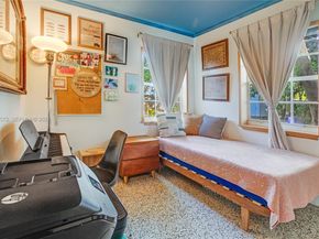 931 SW 29th St, Fort Lauderdale FL 33315