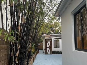 3134 Carter St, Miami FL 33133