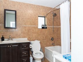 3134 Carter St, Miami FL 33133