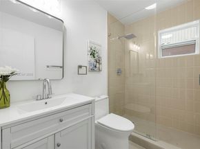 6020 W 22nd Lane, Hialeah FL 33016